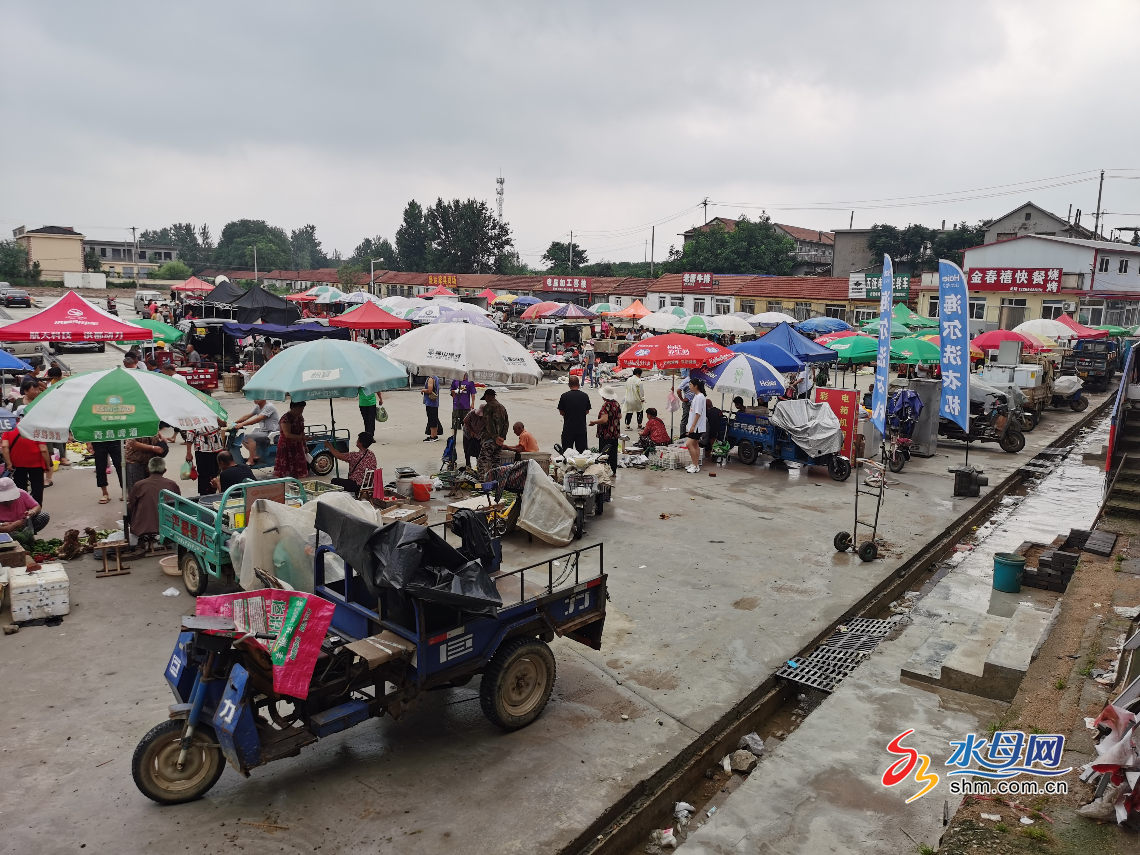 农贸市场改造旧貌换新颜 十里八乡赶集群众笑开颜-福地快讯-福地快讯